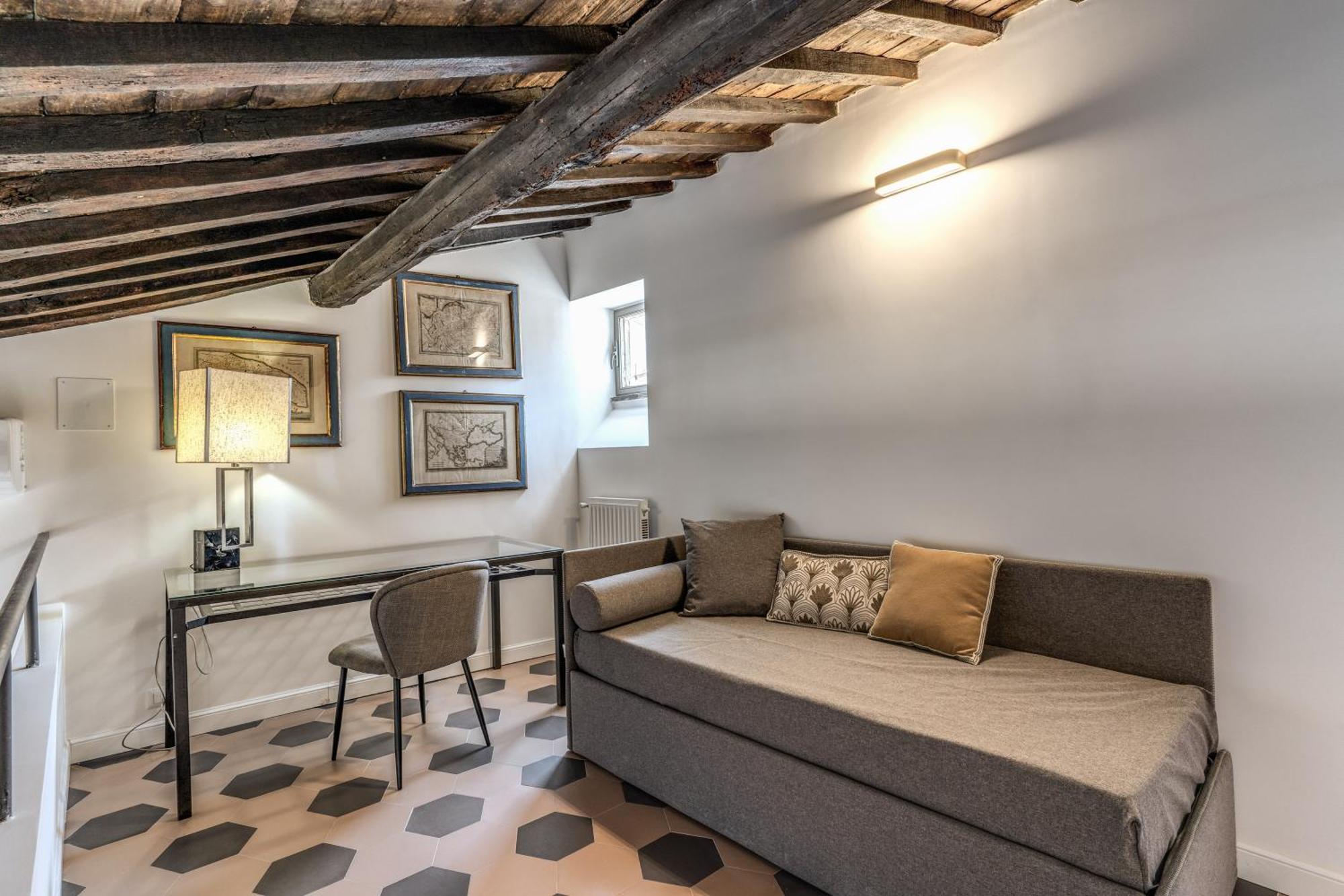Apartment Cisterna 8