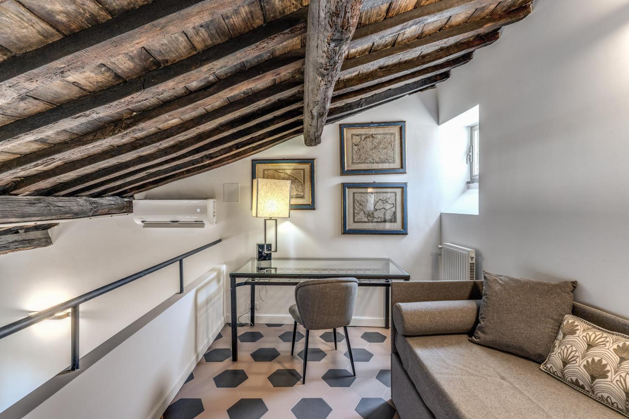 Cisterna 8 Rome